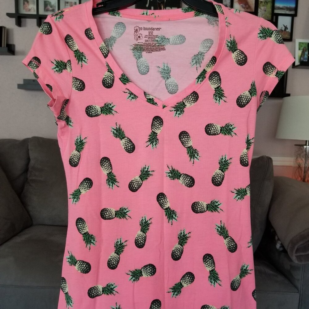 No Boundaries Neon pink Pineapple print V-neck